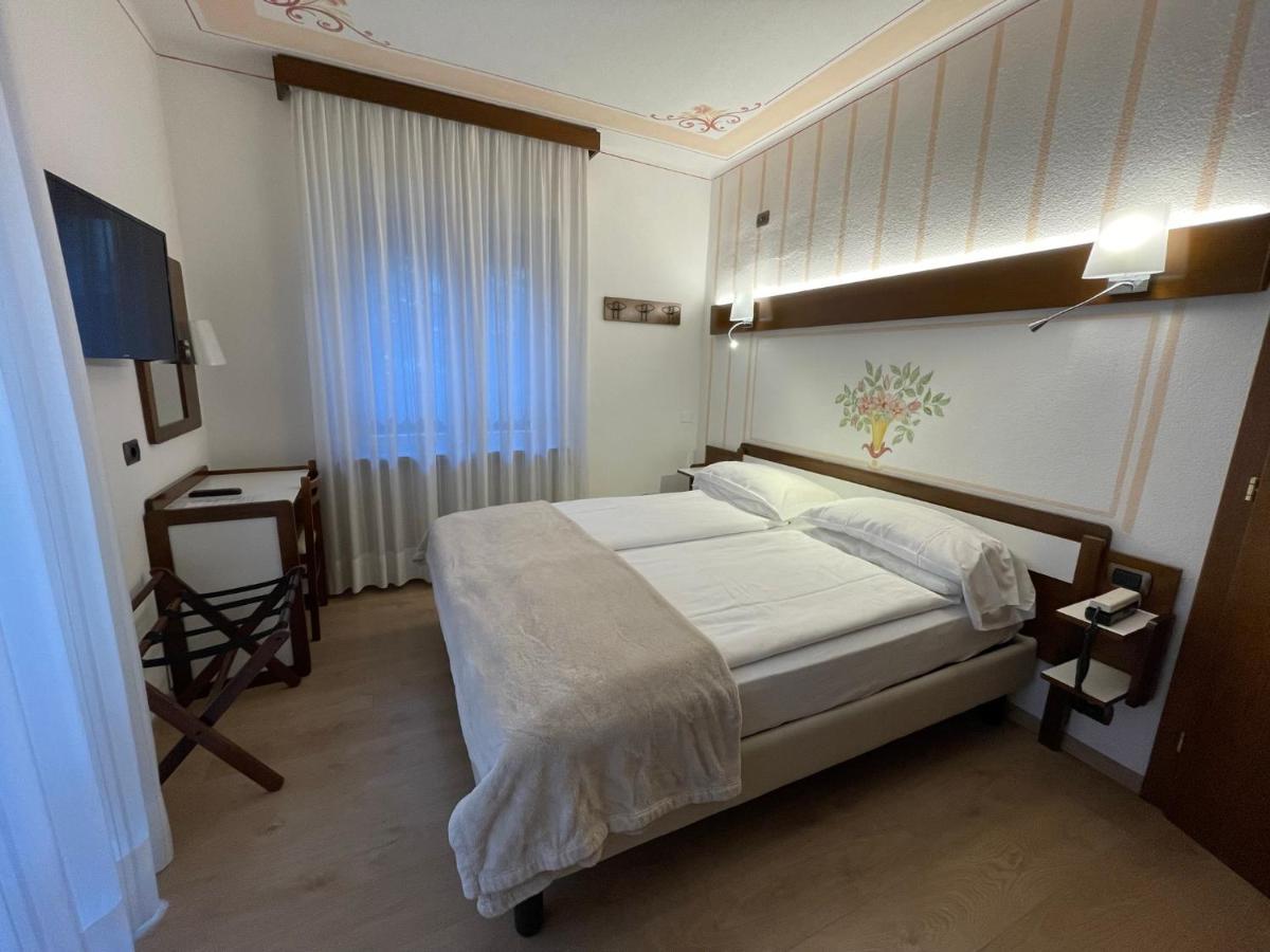 Hotel Miralago Wellness - Adults Only Molveno Extérieur photo