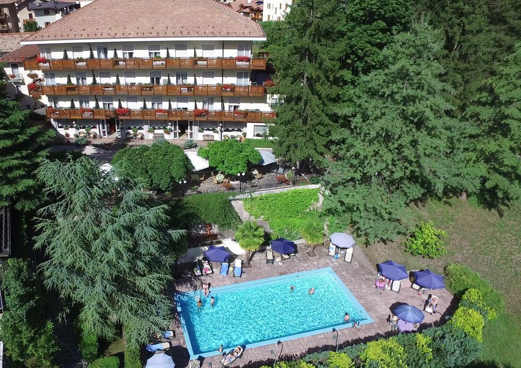 Hotel Miralago Wellness - Adults Only Molveno Extérieur photo