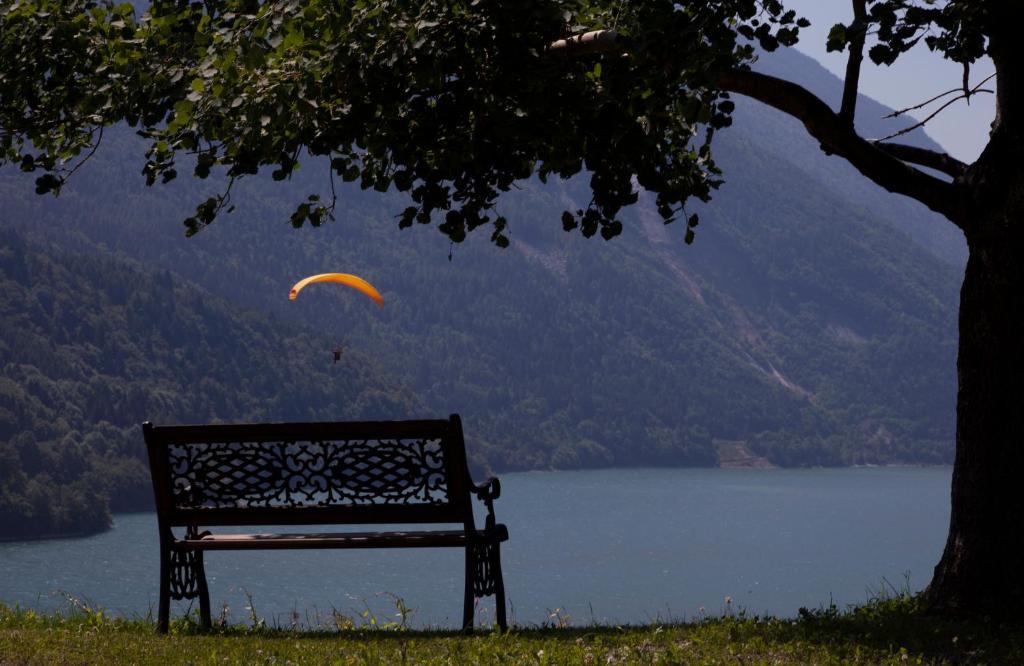 Hotel Miralago Wellness - Adults Only Molveno Extérieur photo